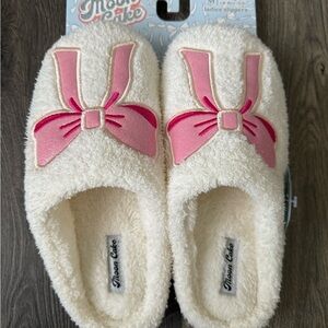Moon Cake Pink Bow Slippers Size 7/8